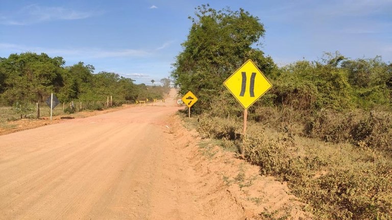Bolsonaro veta recurso para pavimentação da BR-367, obra que lançou em dezembro