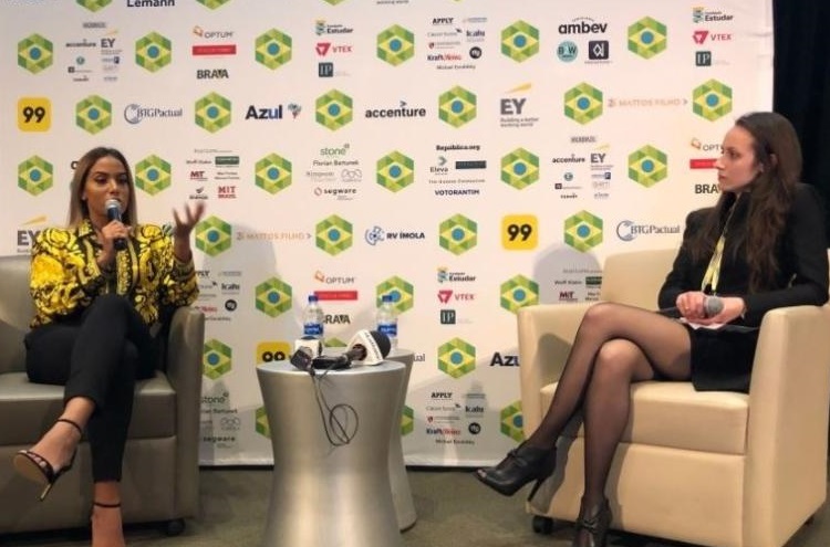Palestra de Anitta é a mais disputada e aplaudida de Harvard