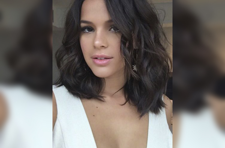Morando só, Marquezine confessa: 'Não sou tão adulta assim'