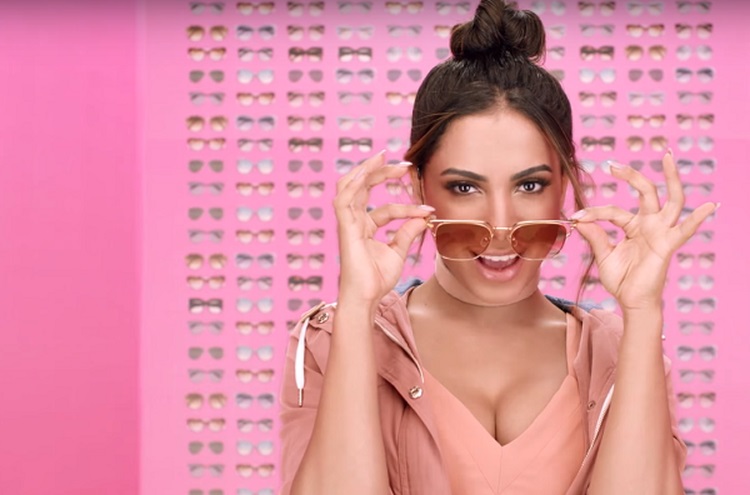 Anitta bate nove concorrentes e conquista prêmio inédito nos EUA