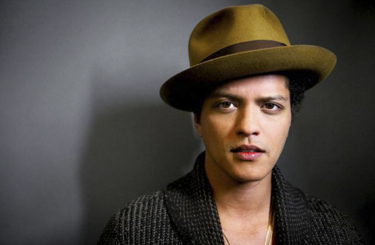 Bruno Mars doa US$ 1 milhão para cidade em crise de água