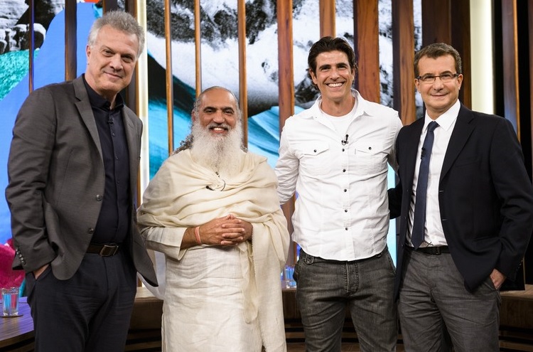 Gianecchini diz que vazio afetivo o levou a procurar ajuda espiritual