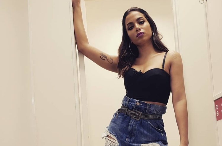 Anitta é a única brasileira na lista dos artistas mais influentes da Billboard