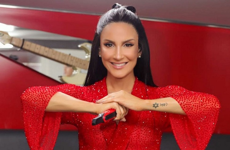 Claudia Leitte sobre a chegada dos 40: "Amo ser a mulher que sou"