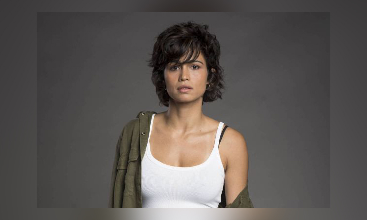 Bissexual,Nanda Costa diz como se assumiu à família: 'Por telefone'