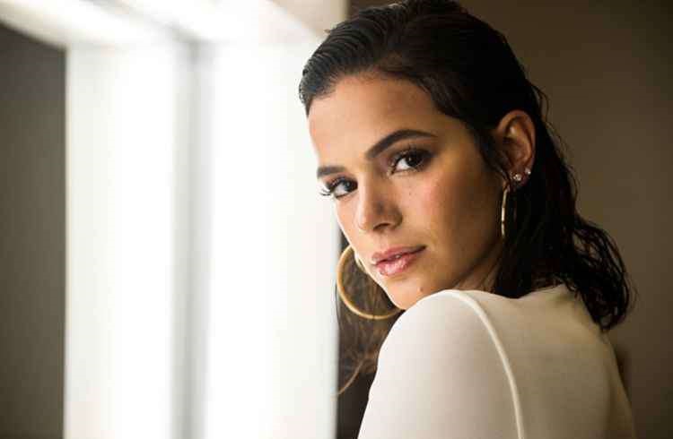 Bruna Marquezine é eleita 'It Girl' do ano em premiação portuguesa