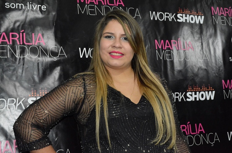 Marília Mendonça detona seguidor que a criticou na internet