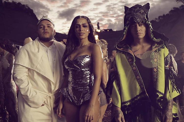 Anitta desmente que 'Machika' seja para a Copa do Mundo da Rússia
