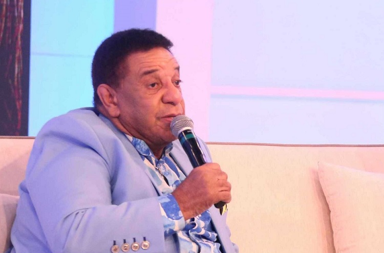 'Fui pai canalha', diz Agnaldo Timóteo sobre filha que morreu de câncer