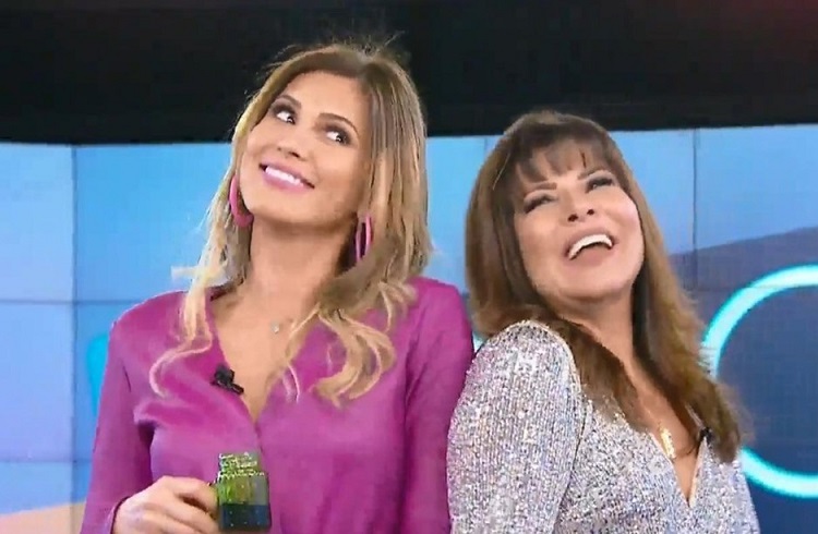 Indiretas, ataque à Globo e disputa com Lívia Andrade marcam o retorno de Mara Maravilha