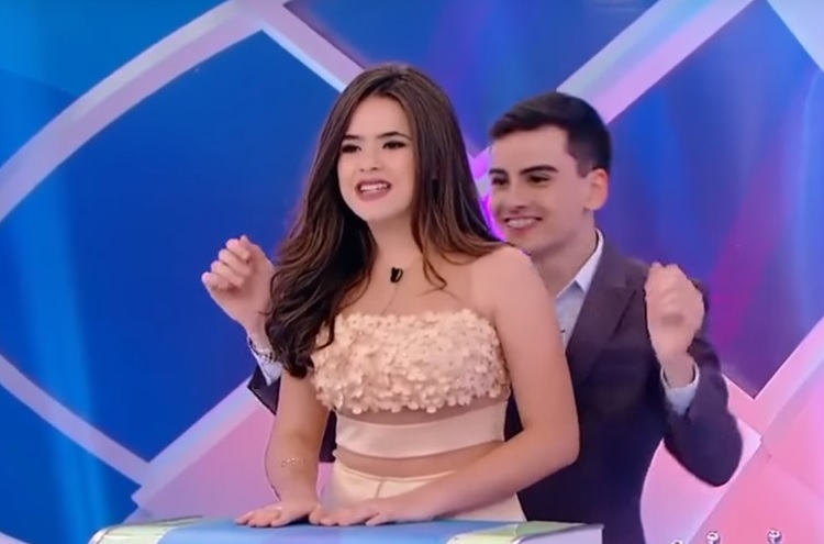 Maísa abandona programa aos prantos após encontro surpresa com Dudu Camargo