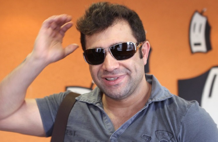 Evandro Santo pede indenização de R$ 60 mil por agressão